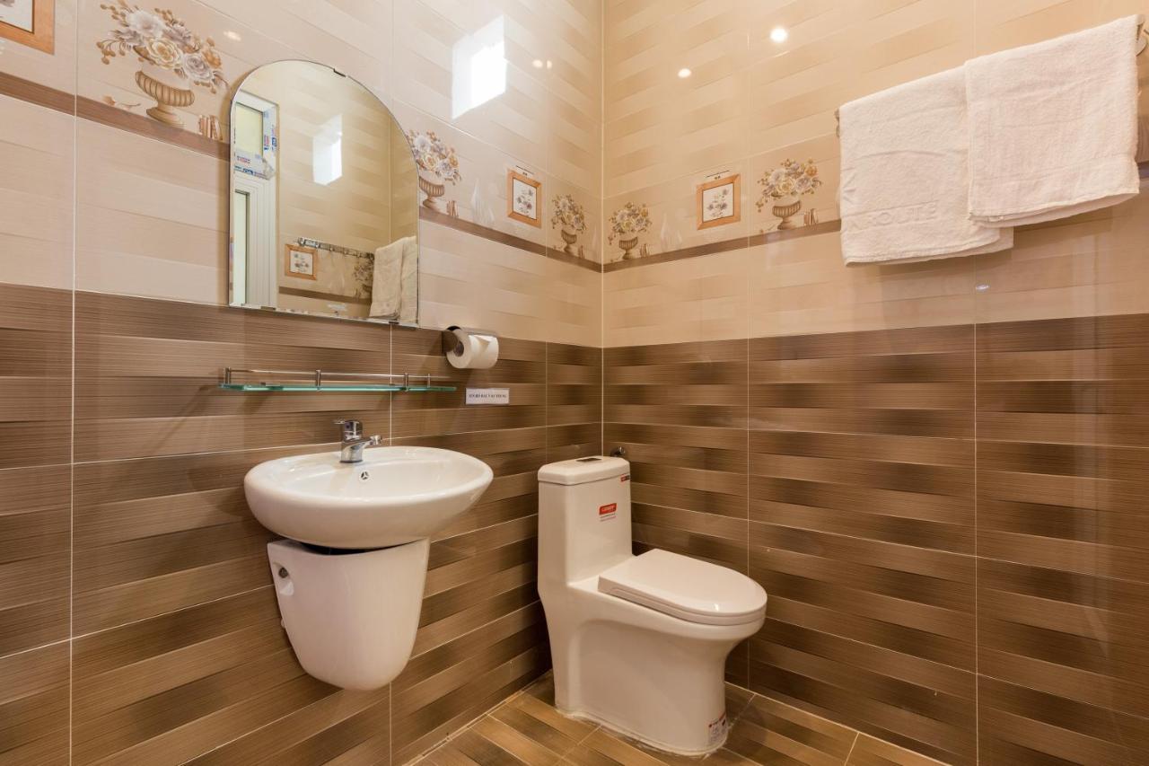 Oyo 960 Hoai Tam Hotel Phan Thiết Buitenkant foto